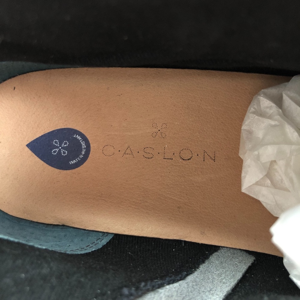 Caslon Oaklee Water Resistant Bootie - Picture 7 of 8